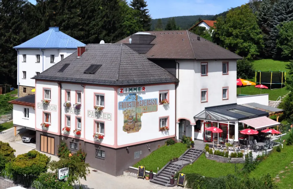 Außenansicht Pension Parzer